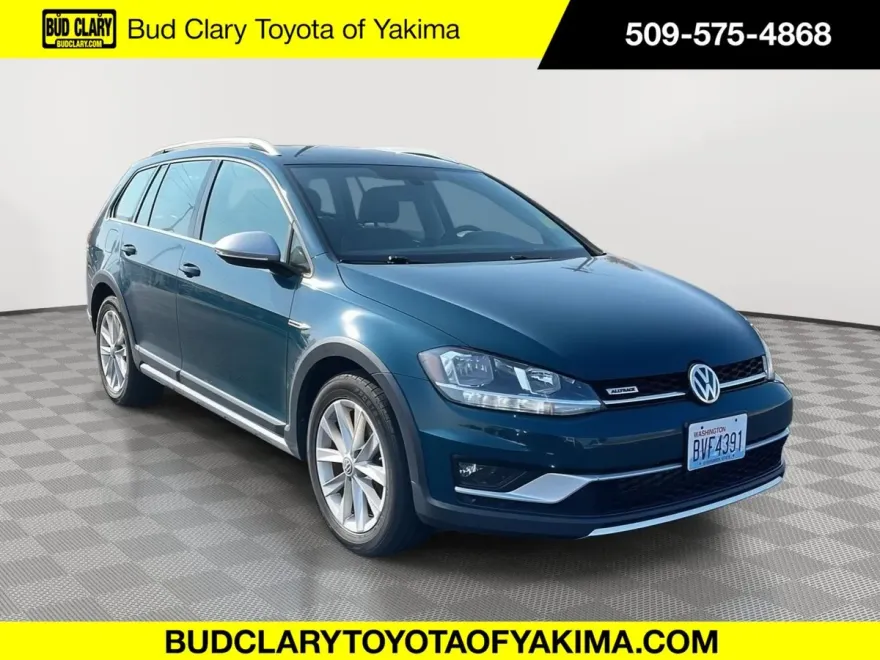 2019 Volkswagen Golf Alltrack S photo 1