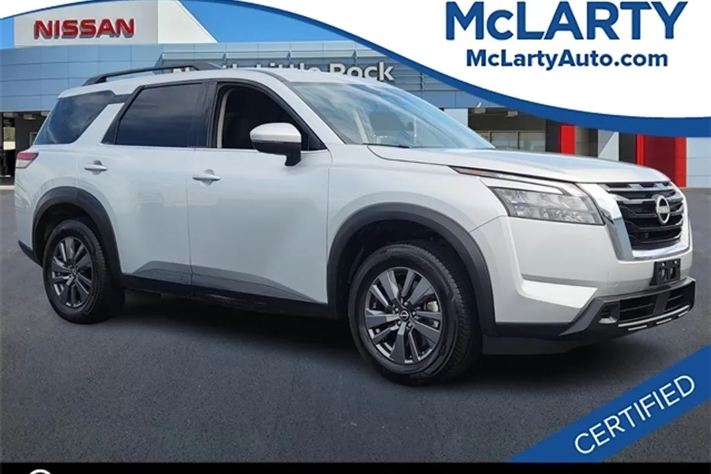 2024 Nissan Pathfinder SV photo 1