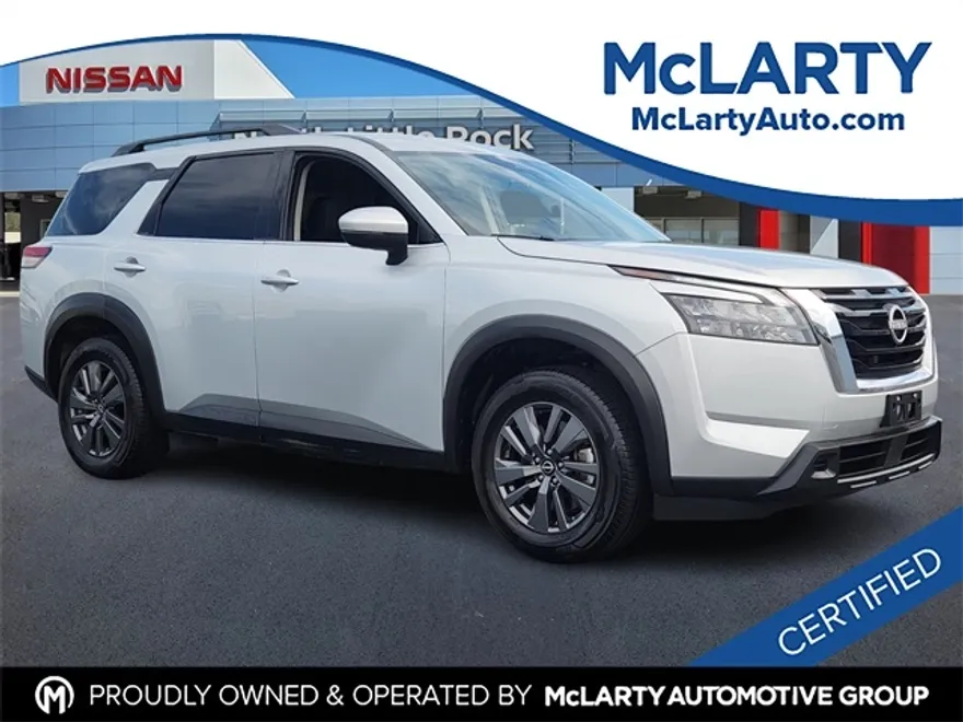 2024 Nissan Pathfinder SV photo 1