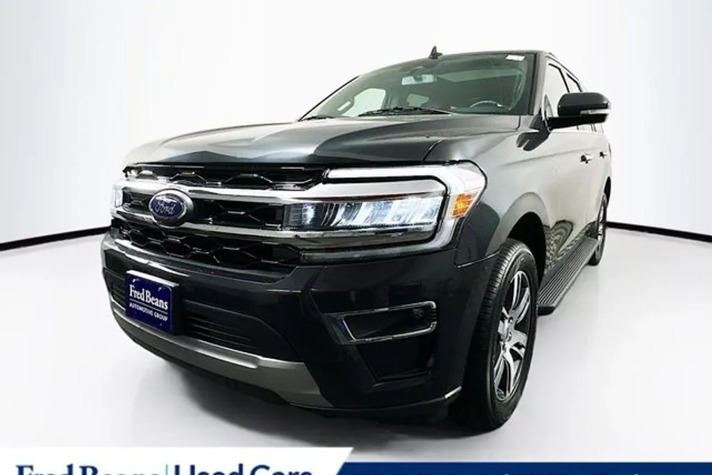2024 Ford Expedition Limited photo 1