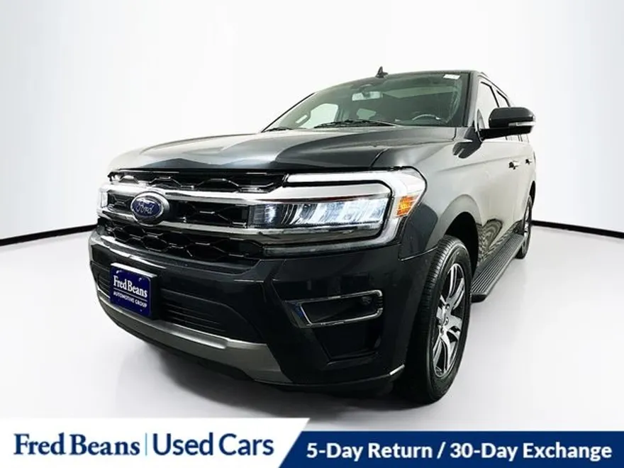 2024 Ford Expedition Limited photo 1