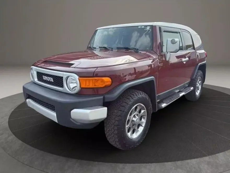 2011 Toyota FJ Cruiser Base photo 1