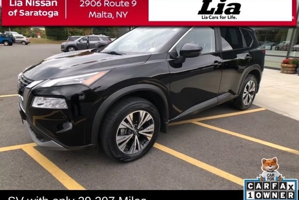 2023 Nissan Rogue SV photo 1