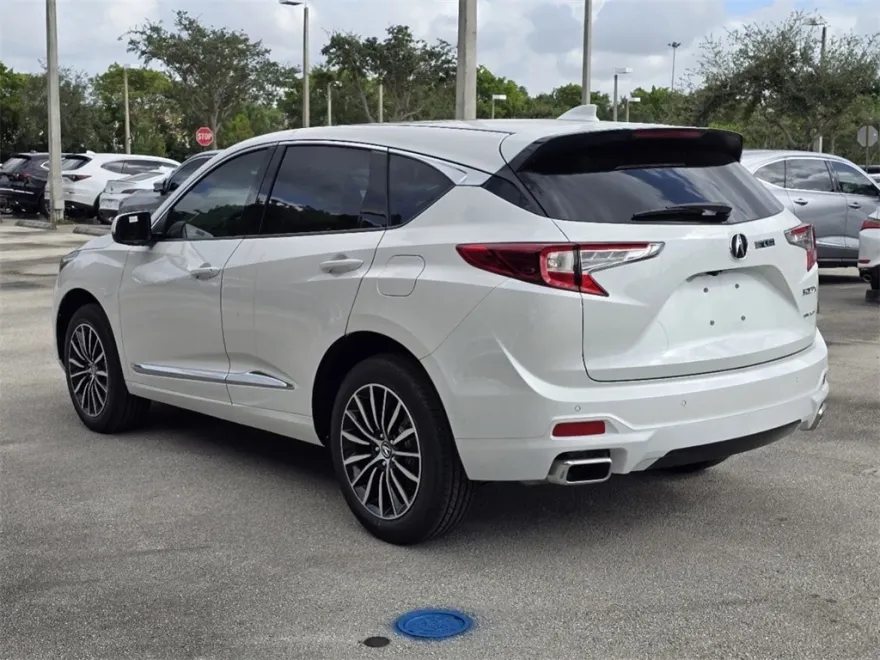 2025 Acura RDX Advance photo 4
