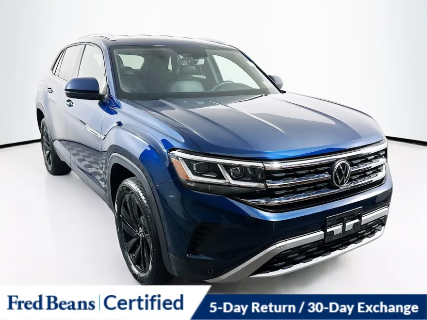 2022 Volkswagen Atlas Cross Sport V6 SE Technology photo 1