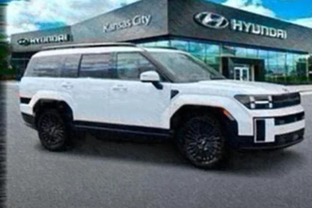 2025 Hyundai Santa Fe photo 1