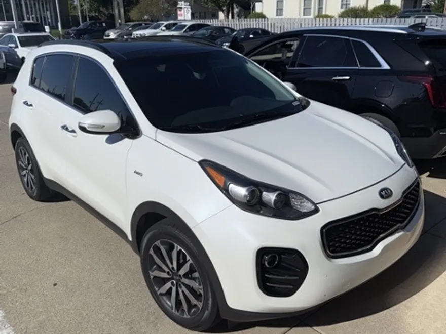 2018 Kia Sportage EX photo 1