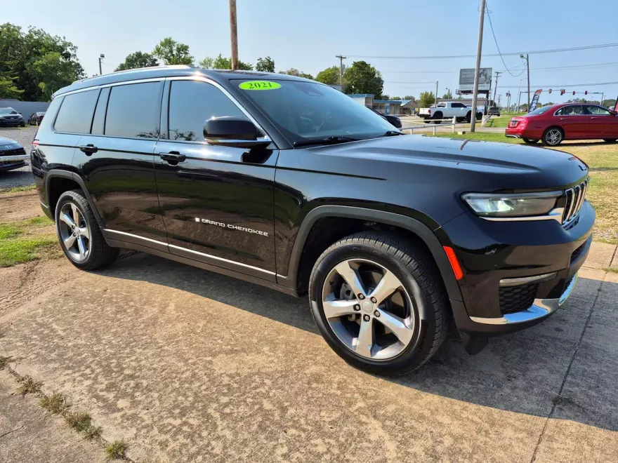 2021 Jeep Grand Cherokee Limited photo 1
