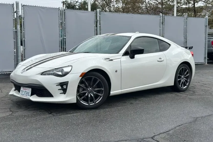 2017 Toyota GR86 Special Edition photo 1