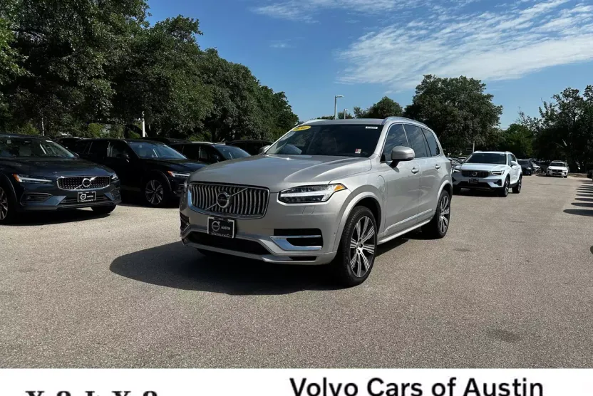 2024 Volvo XC90 Recharge Plus T8 photo 1