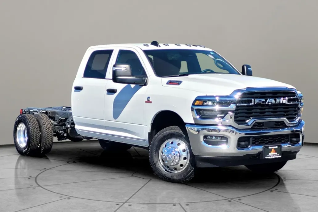 2025 Ram 3500 Tradesman photo 1