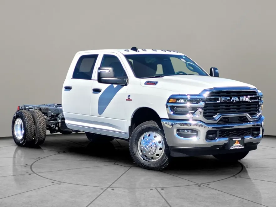 2025 Ram 3500 Tradesman photo 1