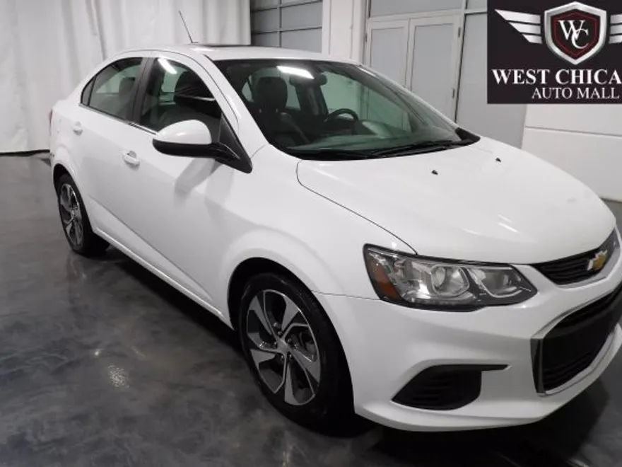 2020 Chevrolet Sonic Premier photo 1