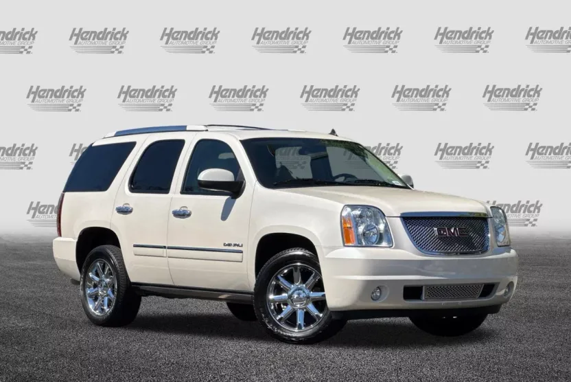 2013 Gmc Yukon Denali photo 1