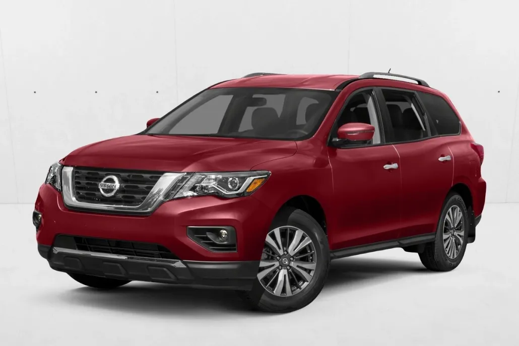 2017 Nissan Pathfinder SV photo 1