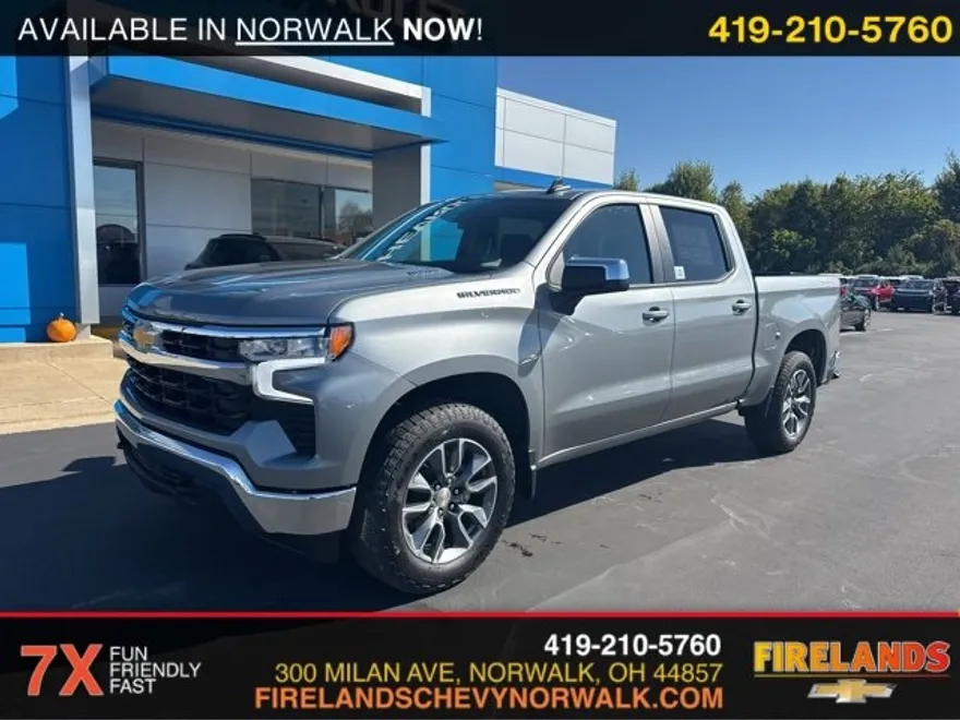 2026 Chevrolet Silverado 1500 LT photo 1