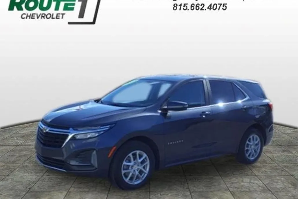 2023 Chevrolet Equinox LT photo 1