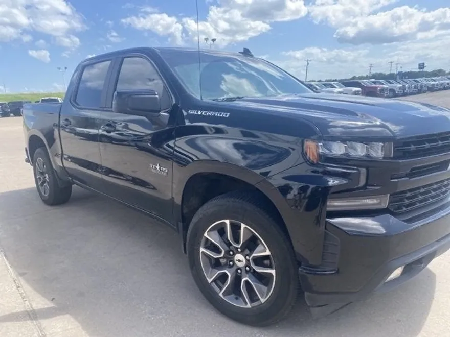 2021 Chevrolet Silverado 1500 RST photo 1