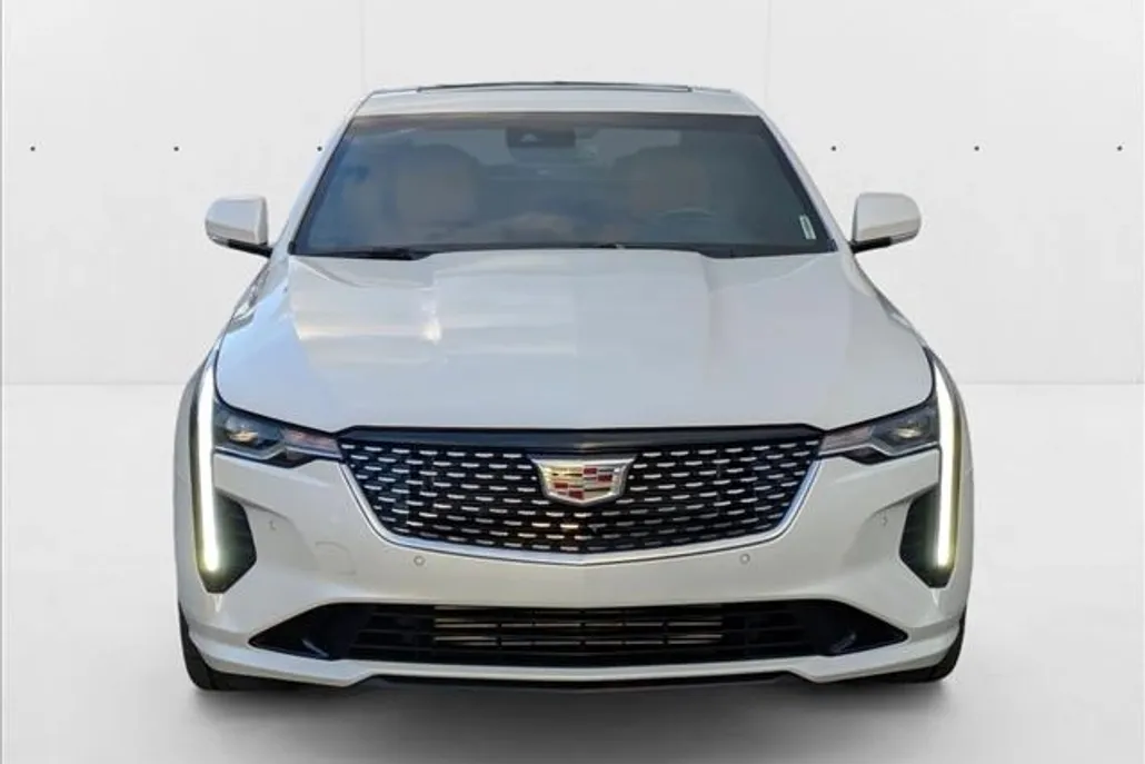 2023 Cadillac CT4 Premium Luxury photo 1