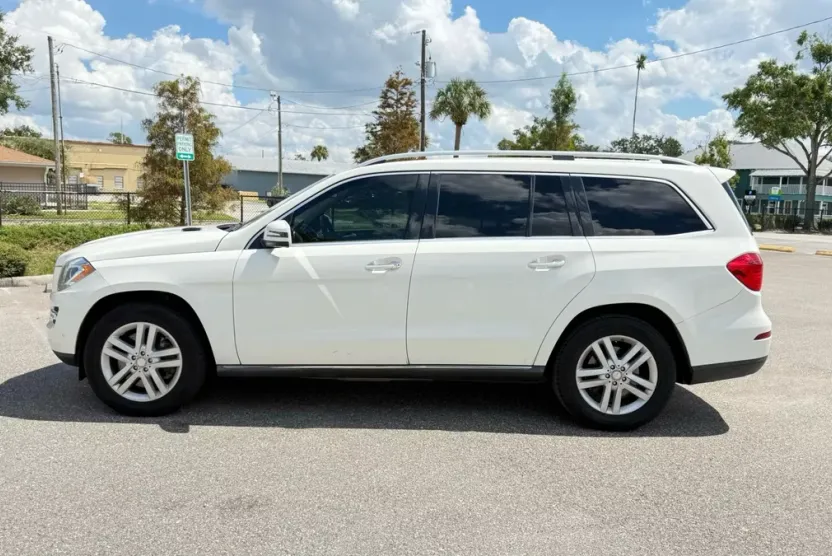 2013 Mercedes Benz GL 450 photo 1