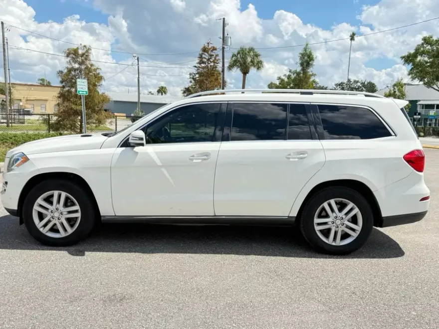 2013 Mercedes Benz GL 450 photo 1