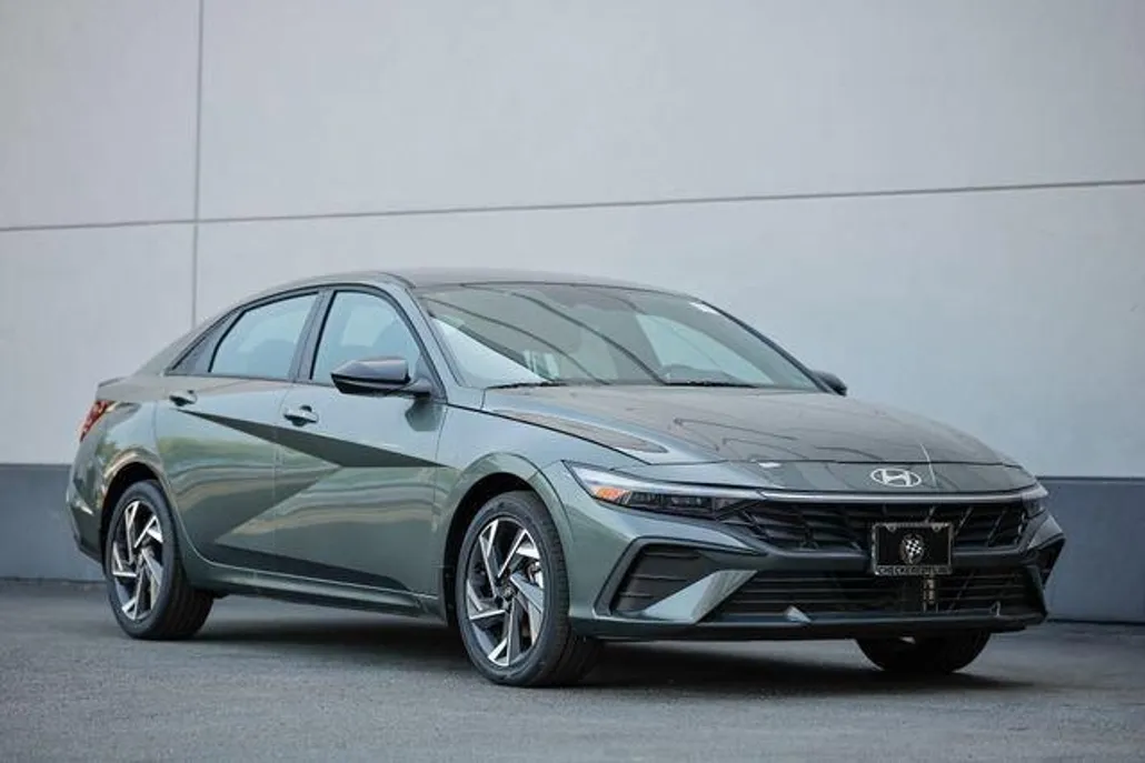 2025 Hyundai Elantra Hybrid SEL Sport photo 1