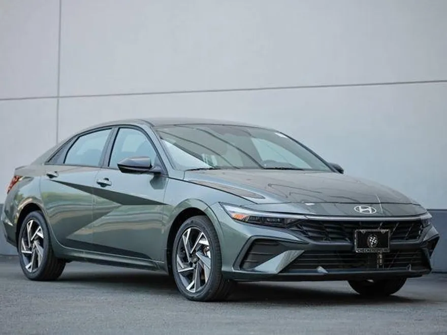 2025 Hyundai Elantra Hybrid SEL Sport photo 1