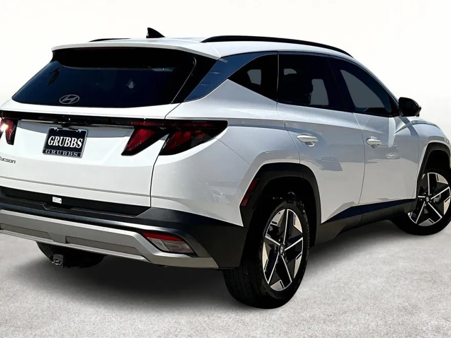 2025 Hyundai Tucson SEL photo 1