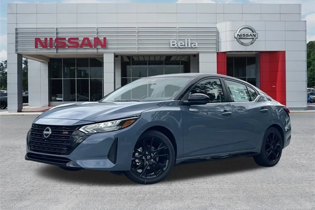 2025 Nissan Sentra SR photo 1