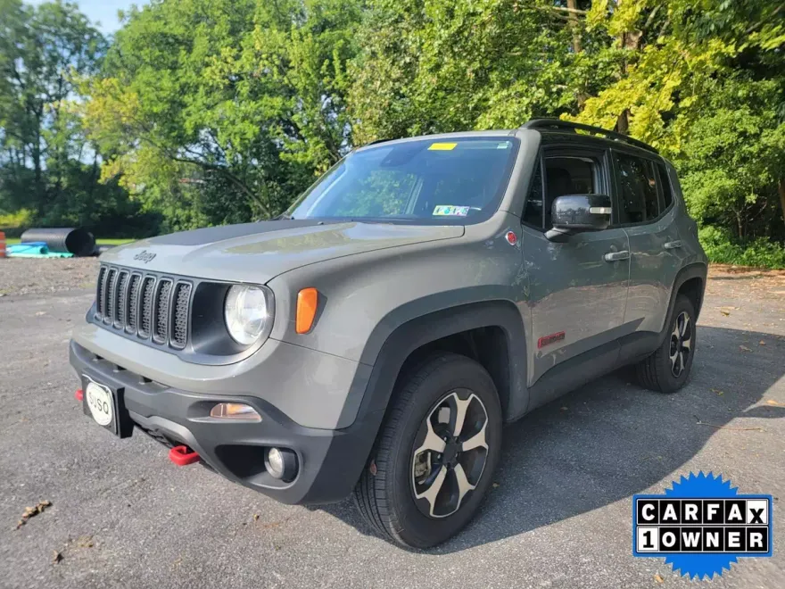 2022 Jeep Renegade Trailhawk photo 1