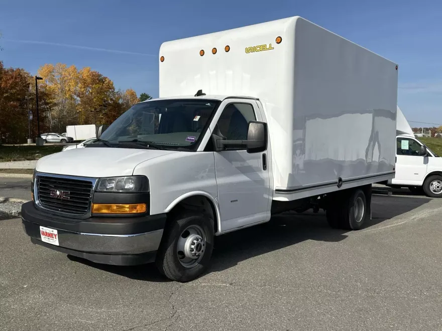 2022 Gmc Savana Cutaway 3500 Base photo 1