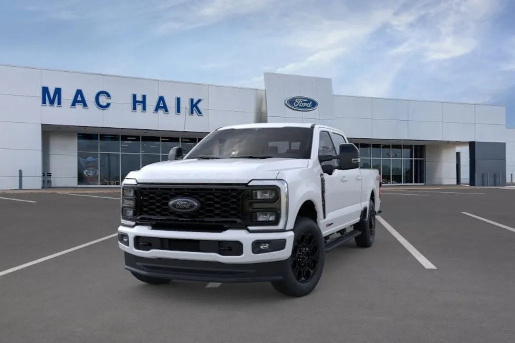 2026 Ford F-250 Lariat photo 1