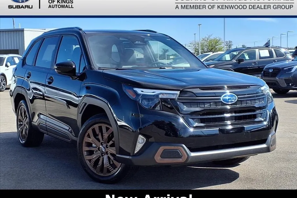 2025 Subaru Forester Sport photo 1