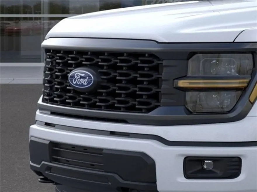 2025 Ford F-150 STX photo 17