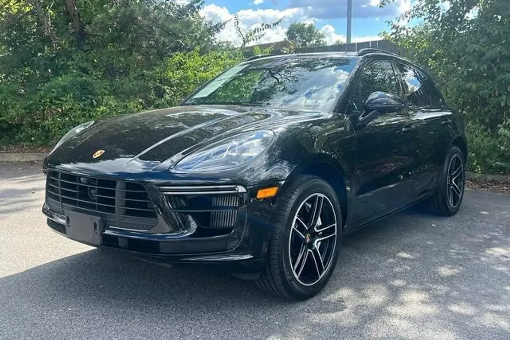 2020 Porsche Macan Turbo photo 1