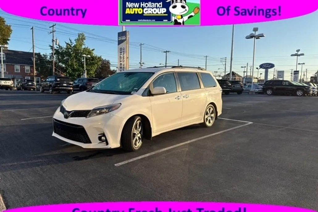 2018 Toyota Sienna SE Premium photo 1
