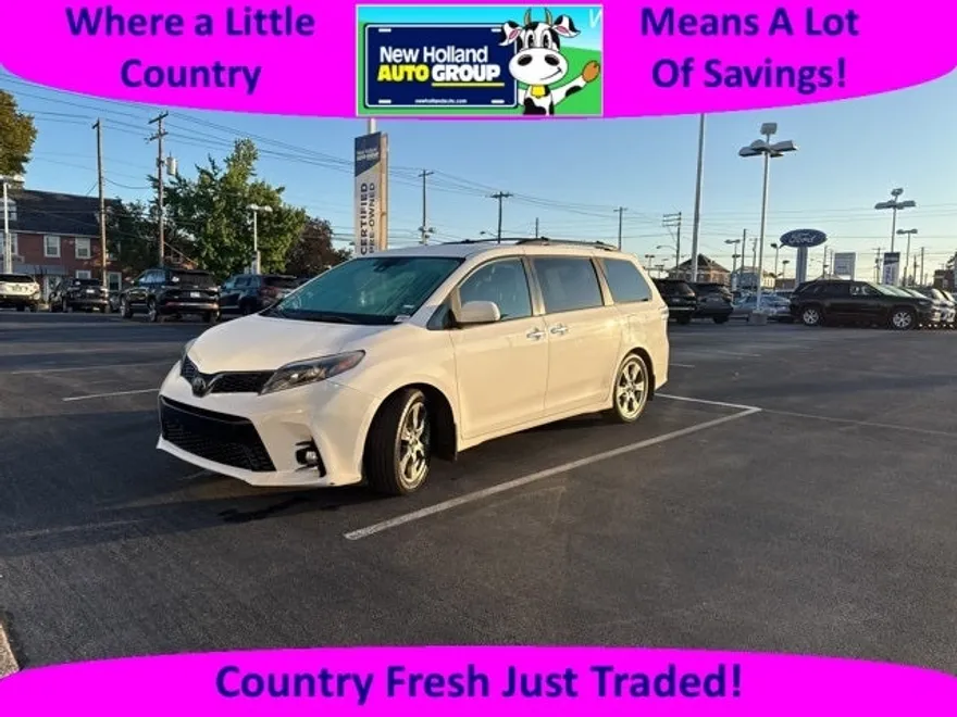 2018 Toyota Sienna SE Premium photo 1