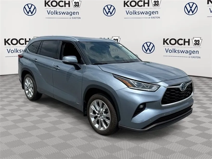 2023 Toyota Highlander Hybrid Limited photo 1