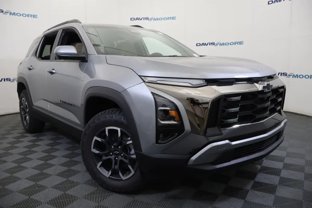 2026 Chevrolet Equinox ACTIV photo 1