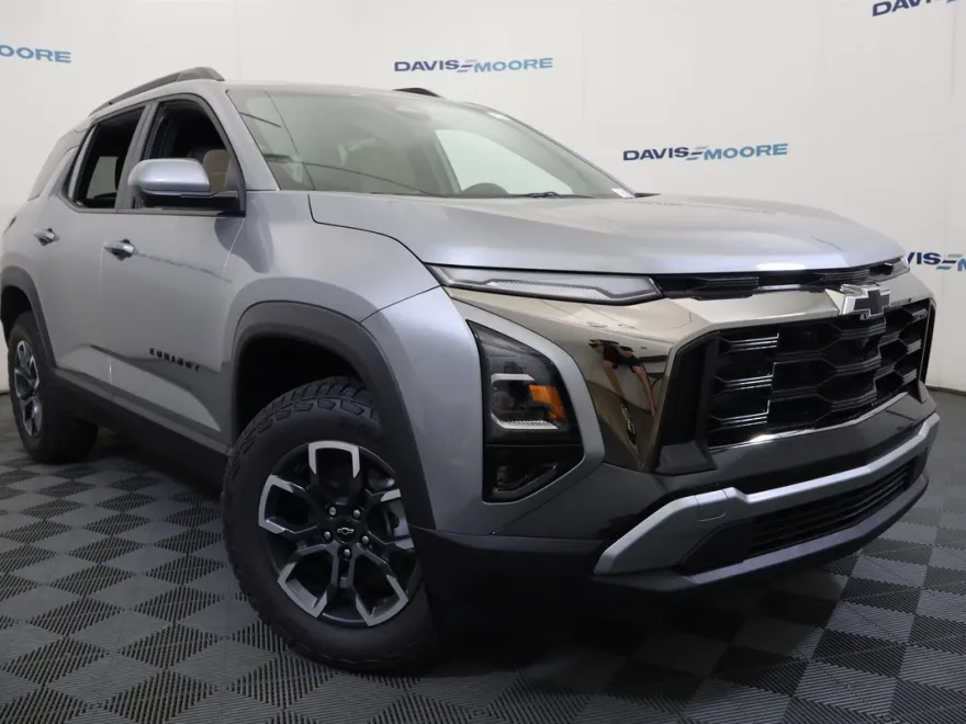 2026 Chevrolet Equinox ACTIV photo 1