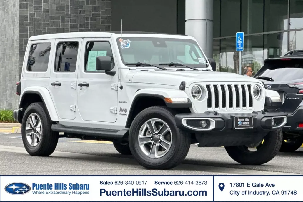 2021 Jeep Wrangler Unlimited Sahara photo 1
