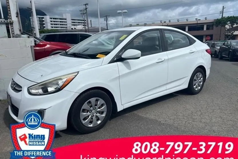 2017 Hyundai Accent SE photo 1