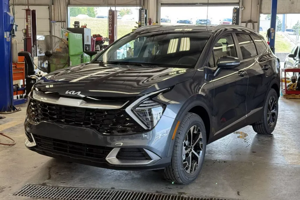 2025 Kia Sportage Hybrid EX photo 1