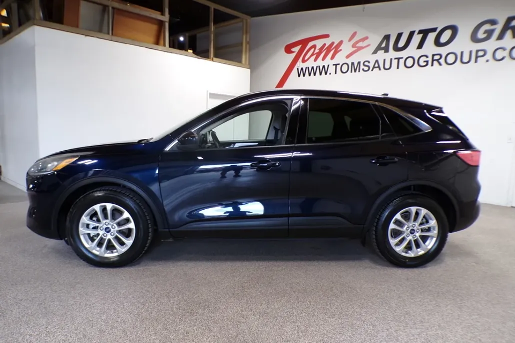 2021 Ford Escape SE Hybrid photo 1
