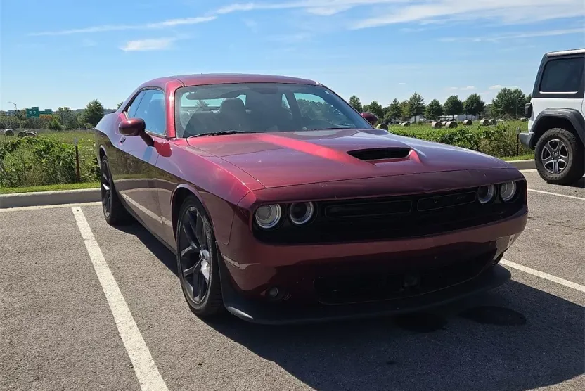 2023 Dodge Challenger GT photo 1