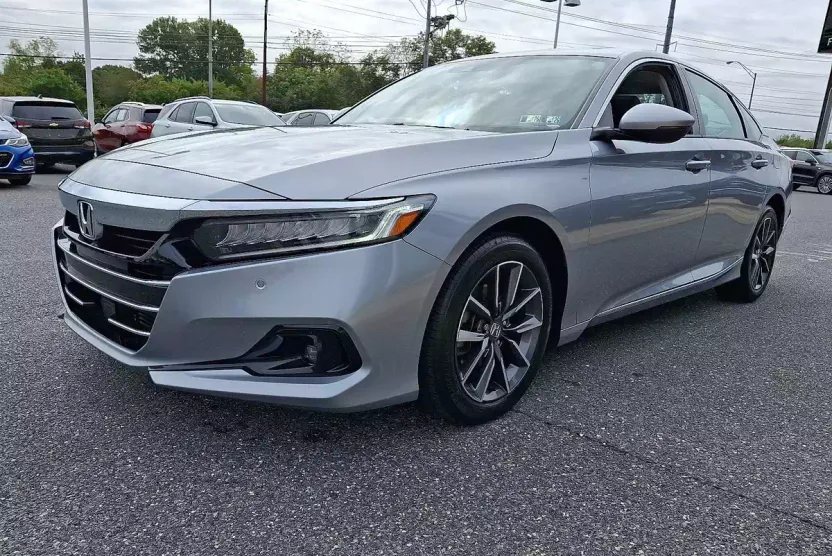 2022 Honda Accord EX-L photo 1
