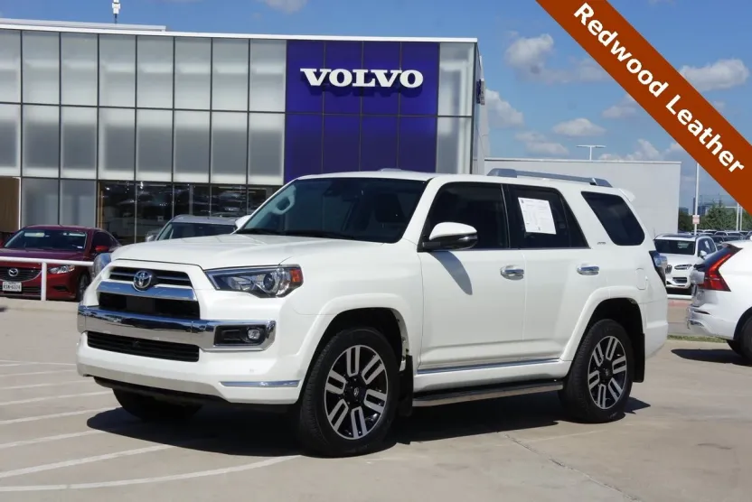 2023 Toyota 4Runner Limited photo 1