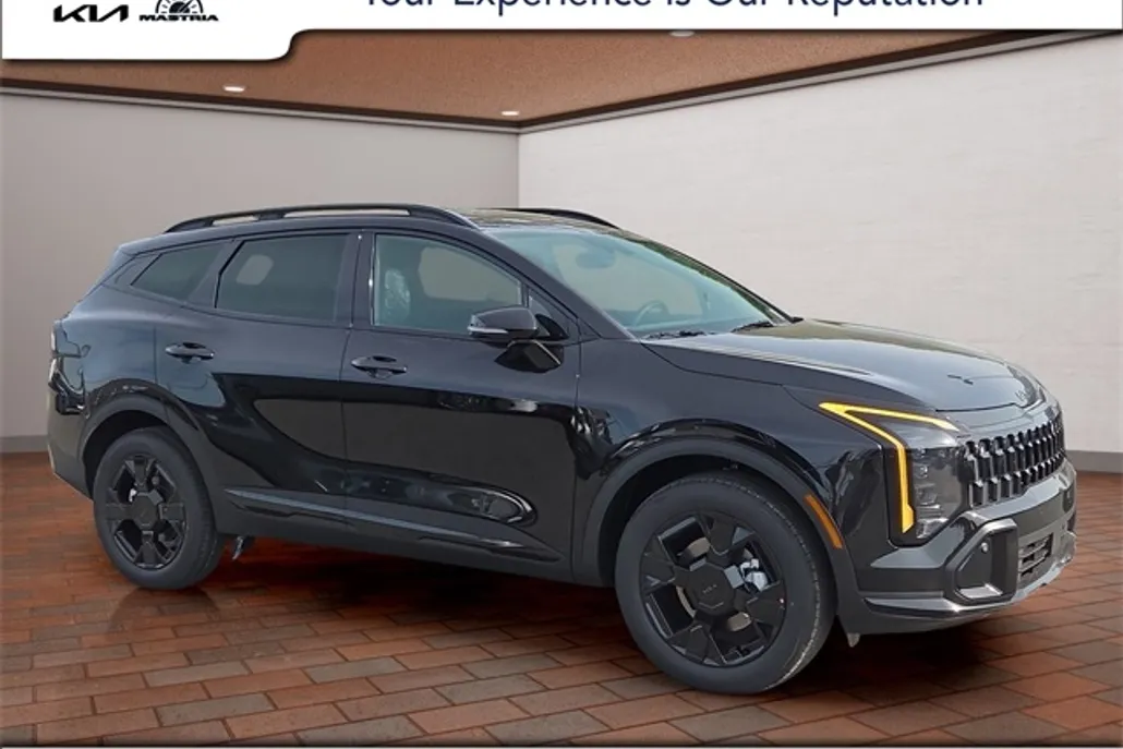 2026 Kia Sportage X-Line photo 1