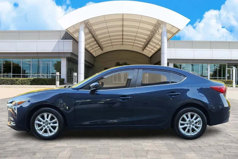 2017 Mazda Mazda3 Sport Sedan photo 1