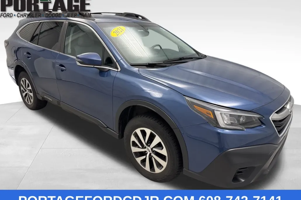 2021 Subaru Outback Premium photo 1